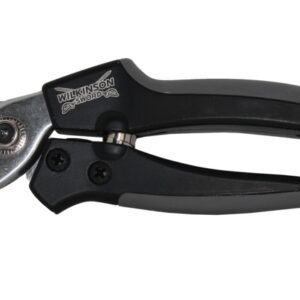 Anvil Pruners cutting old wood